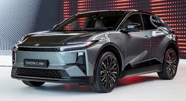 天创网  600公里续航+5.2秒破百，这款车能否打破“电动丰田不行”的魔咒